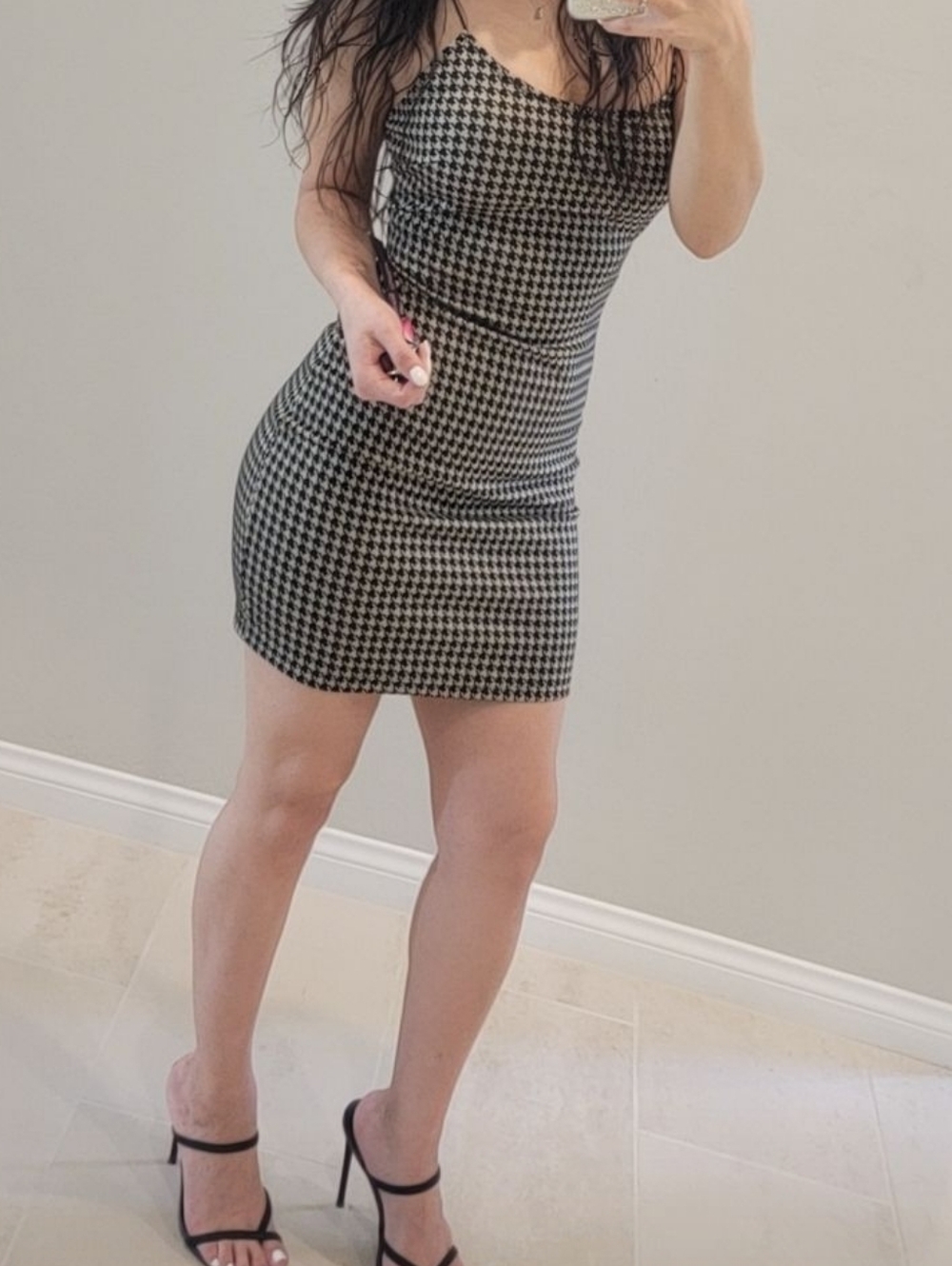 Black & Beige Houndstooth Bodycon Dress - Women